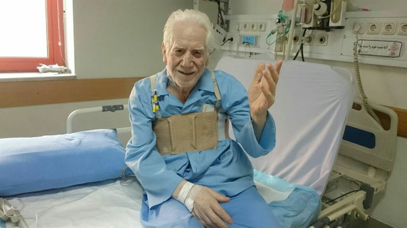 عیادت از آقای کاووس گودرزی عضو اتحادیه عکاسان تهران مدیر عکاسی کاووس